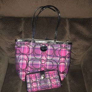 Coach purse and wallet